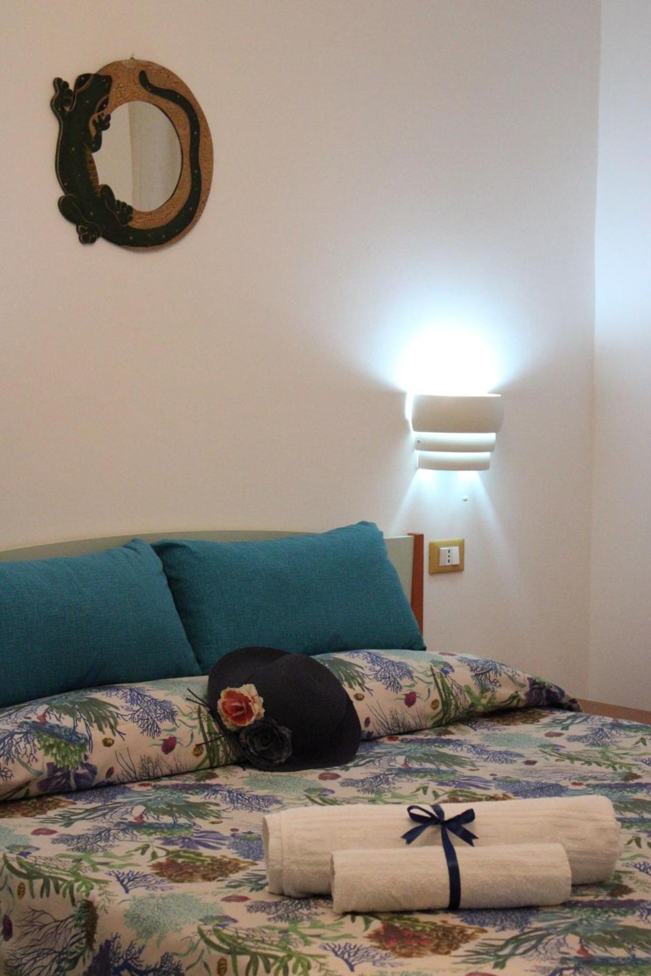 Graceland Rooms And Suites Capo Vaticano Dış mekan fotoğraf