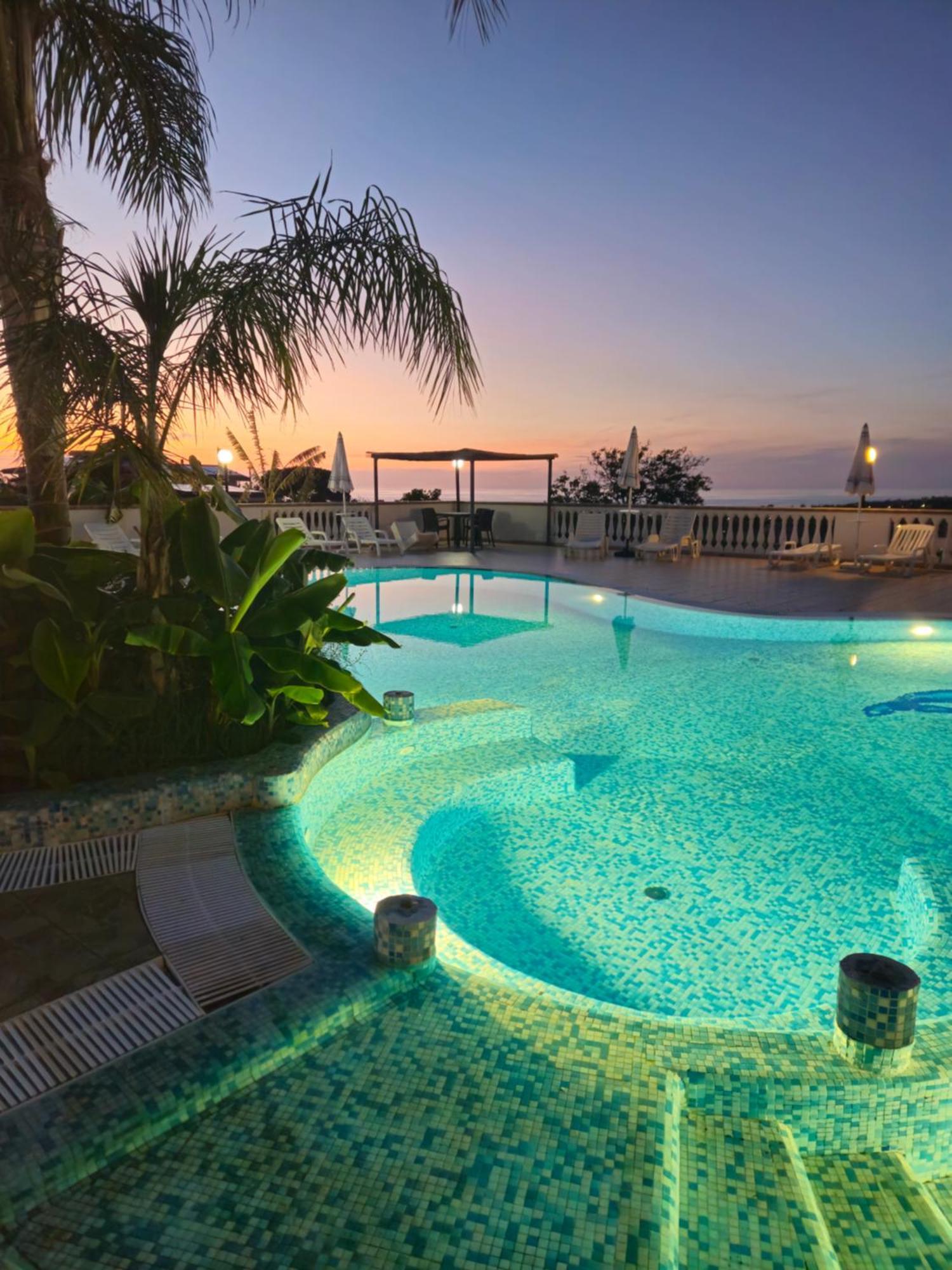 Graceland Rooms And Suites Capo Vaticano Dış mekan fotoğraf